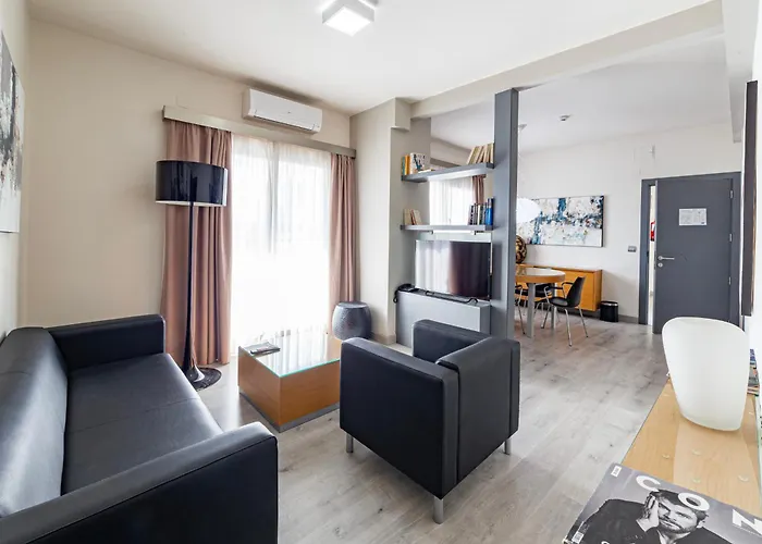 Hotel Oasis Plaza 3*