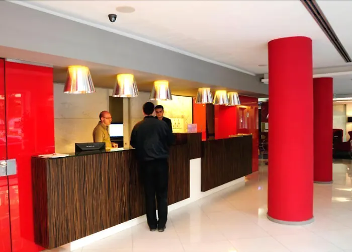 Oasis Plaza Hotel 3*