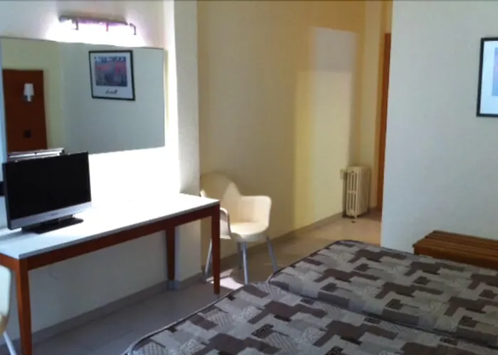 Hotel Oasis Plaza