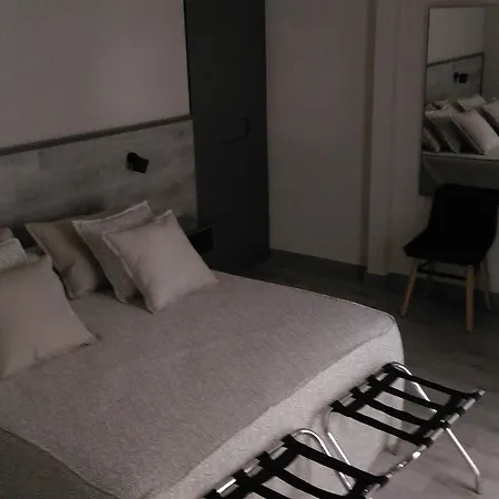 Oasis Plaza 3*