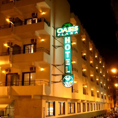 מלון Oasis Plaza 3*