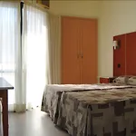 Hotel Oasis Plaza 3*