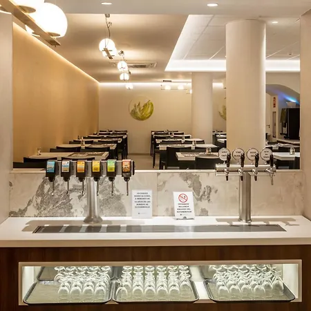 绿洲广场酒店 酒店 貝尼多姆