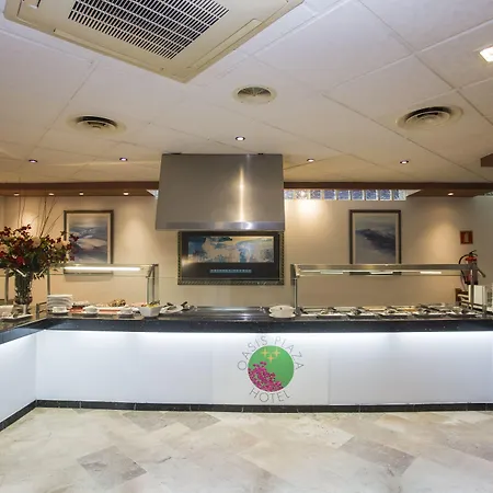 Oasis Plaza 3* بينايدورم