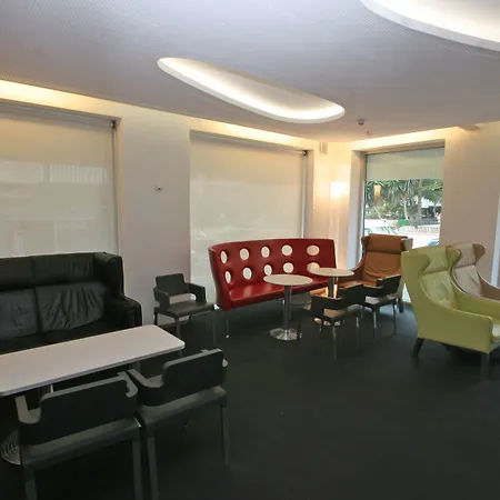 Hotel Oasis Plaza