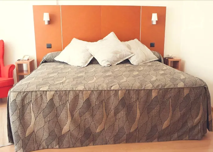 Oasis Plaza Hotel 3*