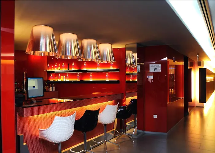 Oasis Plaza Hotel