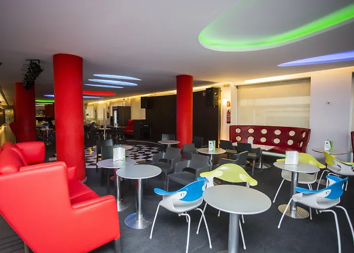 Hotel Oasis Plaza